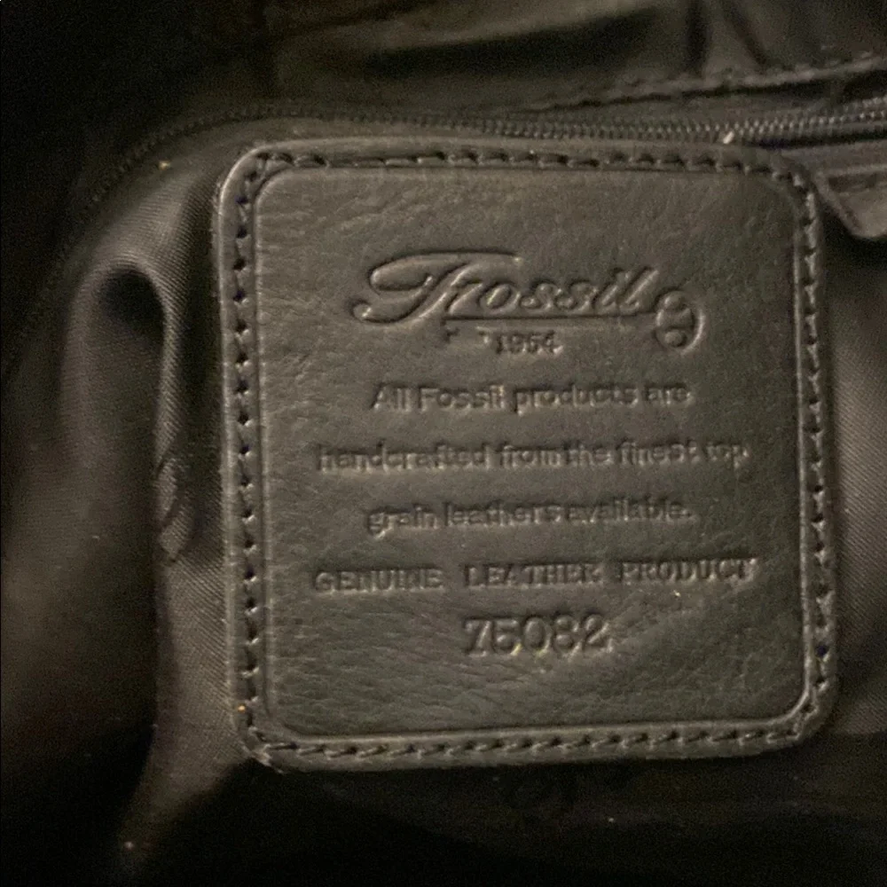 Fossil Elegant Black Leather Handbag - Picture 11 of 15
